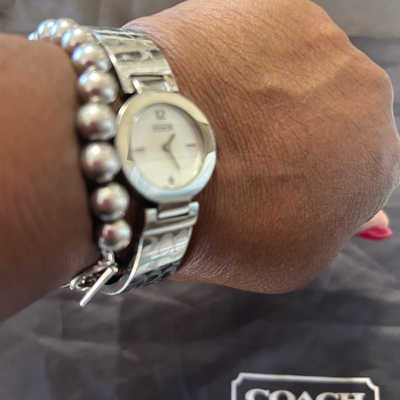 Coach Watch - Picture 8 of 8